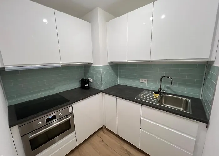 Apartament Design-apt Mit Beamer Kolonia