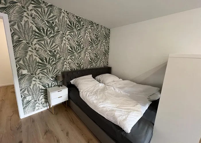 Design-apt Mit Beamer Appartement Cologne