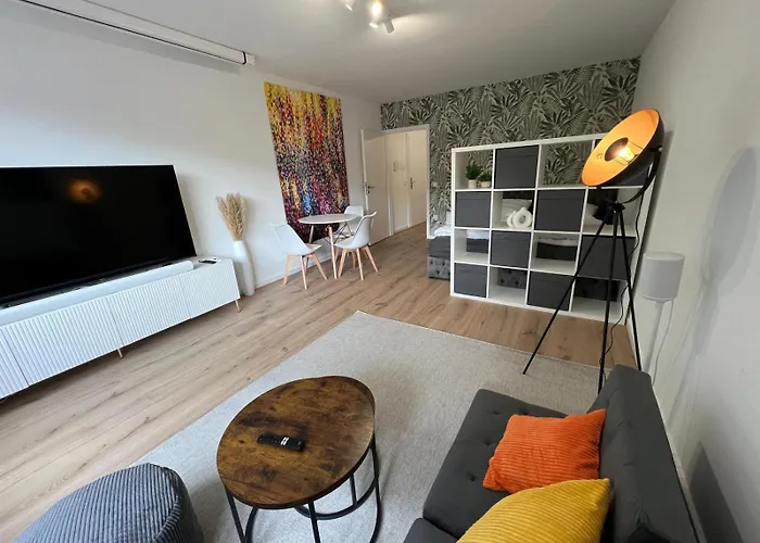 Design-apt Mit Beamer Lägenhet Köln