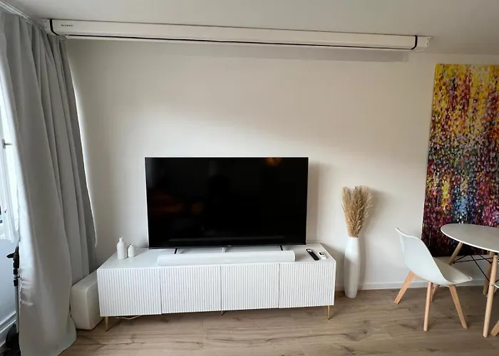 Design-apt Mit Beamer Köln